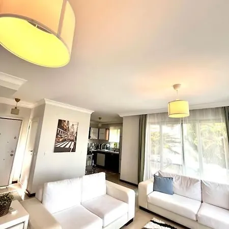 Villa Cesme'de Havuzlu Evde Konaklayin *